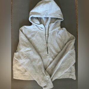 Medium/large grey scuba